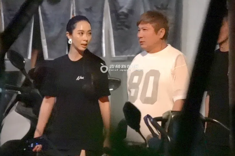 胡瓜（右）和乾女兒香蜜拉感情甚好。特勤中心攝