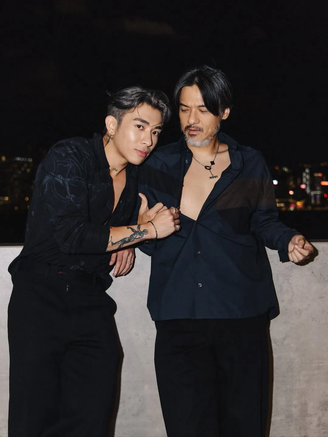 馮德倫(右)與香港歌手Tyson Yoshi(左)。翻攝IG