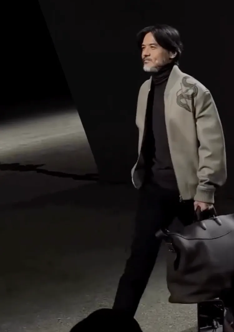 馮德倫為愛馬仕走秀。翻攝IG影片