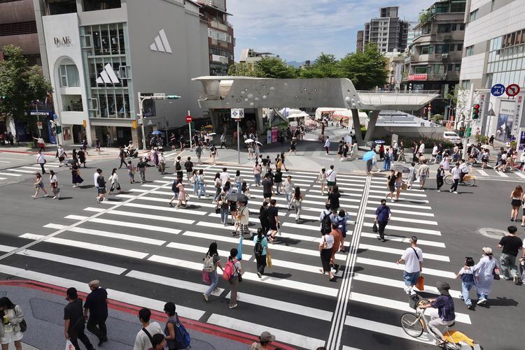 夏天還沒走！各地高溫飆36°C　「這天」恐迎入秋首波降溫