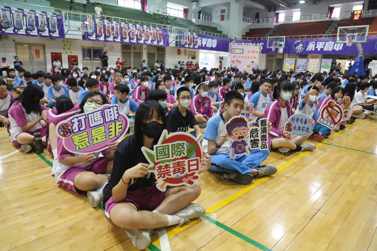 友善校園週活動打造安全、健康、有愛的校園環境,鼓勵大家動起來。教育局提供