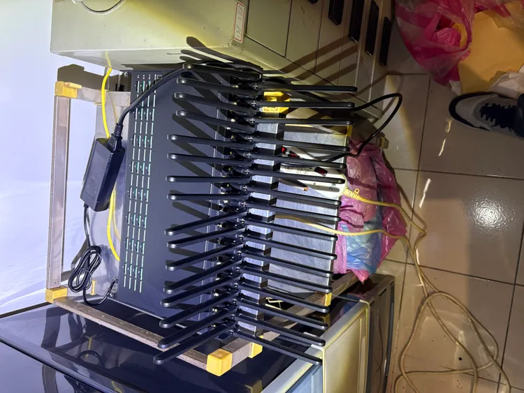 警方於現場查扣DMT。警方提供