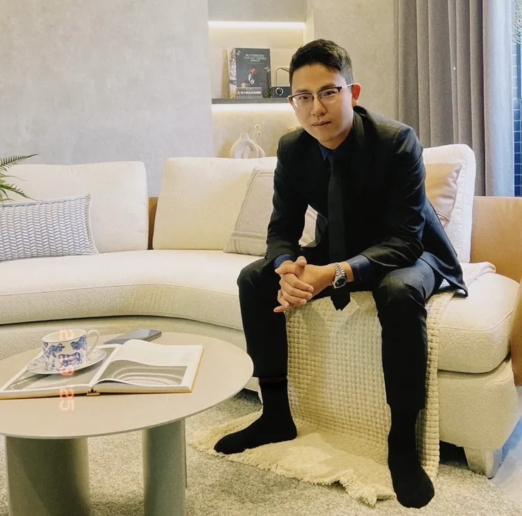 兆騰廣告總監蔡博丞分析，目前建商推案趨於保守，主因是來客量不足，冒然開案恐會產生全案買氣衝擊。兆騰廣告提供