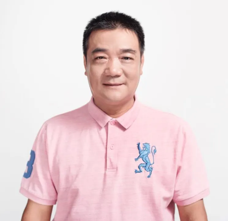 宜蘭礁溪鄉民代表張景程因涉嫌經營應召站、逼迫外籍女子賣淫，昨天遭檢方搜索。翻攝礁溪鄉代會官網