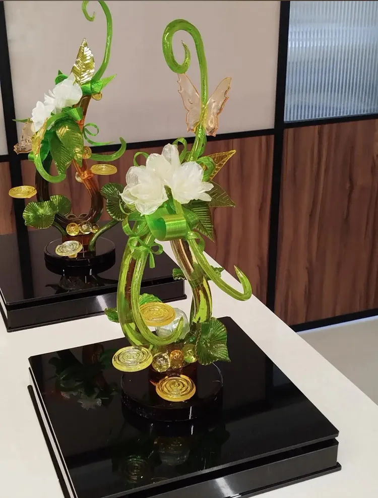 學生在陳淑盈烘培工作室的拉糖作品。翻攝Google商家