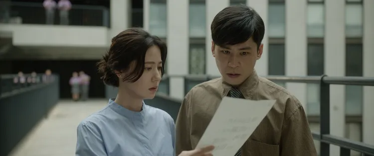 甫入圍金鐘獎的林予晞（左）和黃迪揚合體飆戲。本萃電影提供