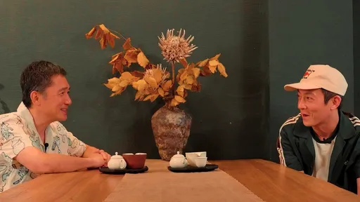 第一次看到梁朝伟这么健谈!陈冠希竟然会主持 狂挖影帝秘辛