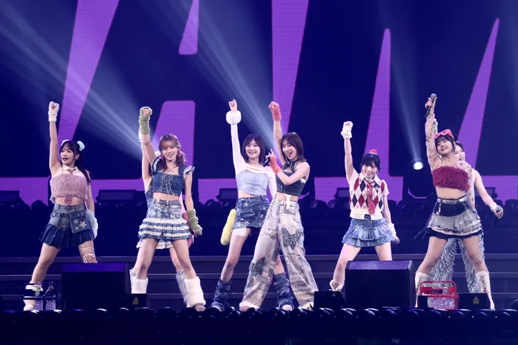 BEYOOOOONDS（超越少女組）炒熱氣氛。莊宗達攝