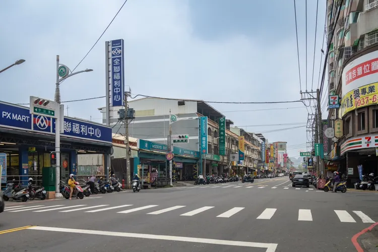 大社推案集中在區段商業機能較佳地段，加上個案具備低公設比，因此買氣頗具支撐。葉家銘攝