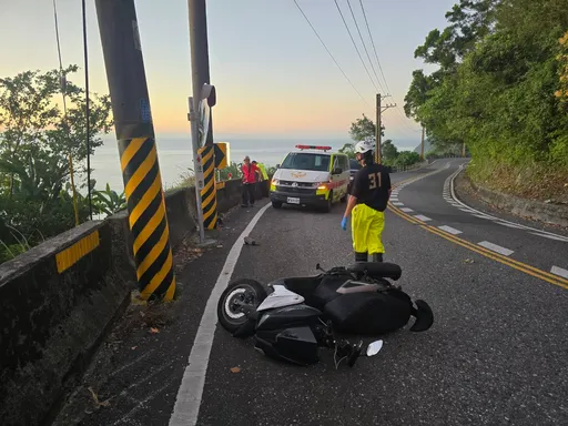 舊蘇花離奇車禍!機車自撞懸崖邊護欄 騎士疑墜50米深谷亡