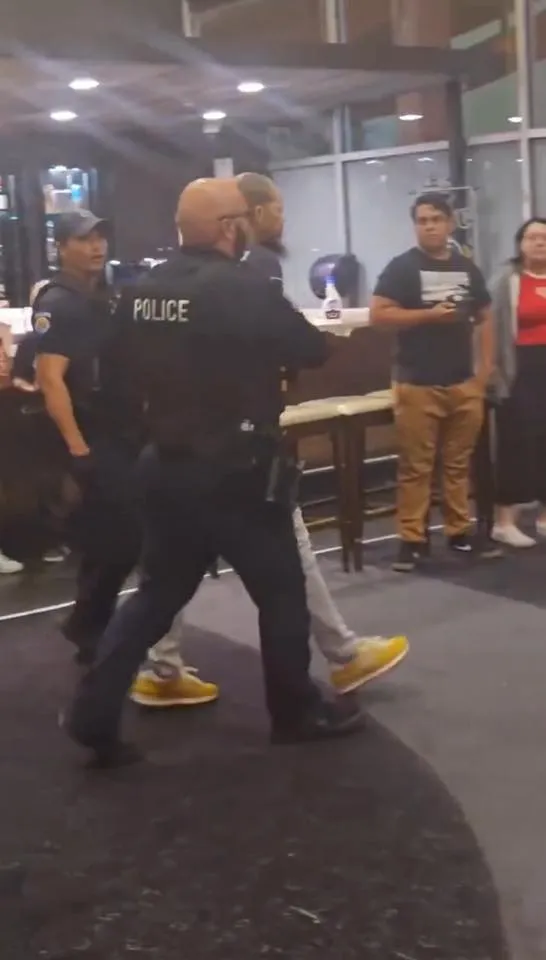 便溺男子被逮捕。翻攝自X