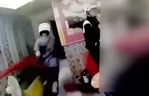 萬華桂林路養生館「-1」 加價做全套!警帶回4按摩女、1男客