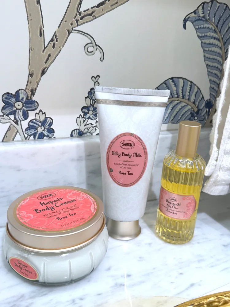 SABON全新保濕光萃油可用作身體養護。張家玲攝