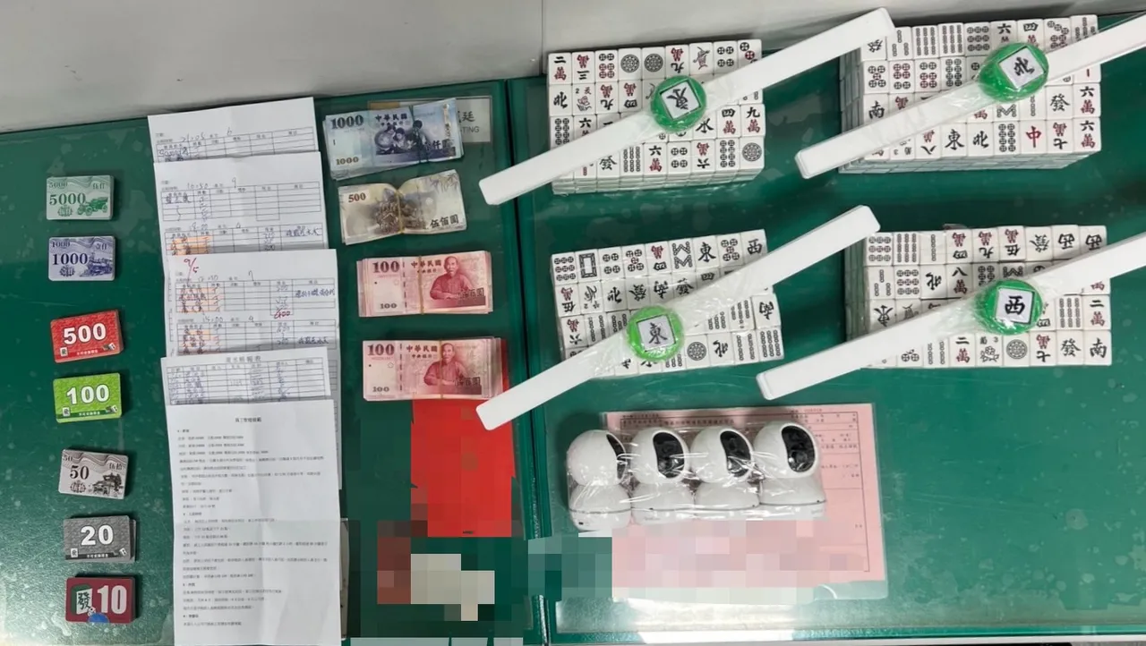 警方查获相关证物。警方提供