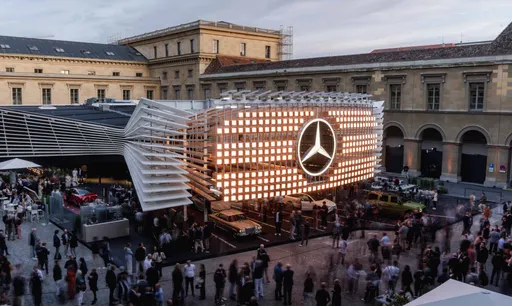 Mercedes-Benz闪耀慕尼黑皇宫 IAA MOBILITY五大亮点揭示未来豪华移动