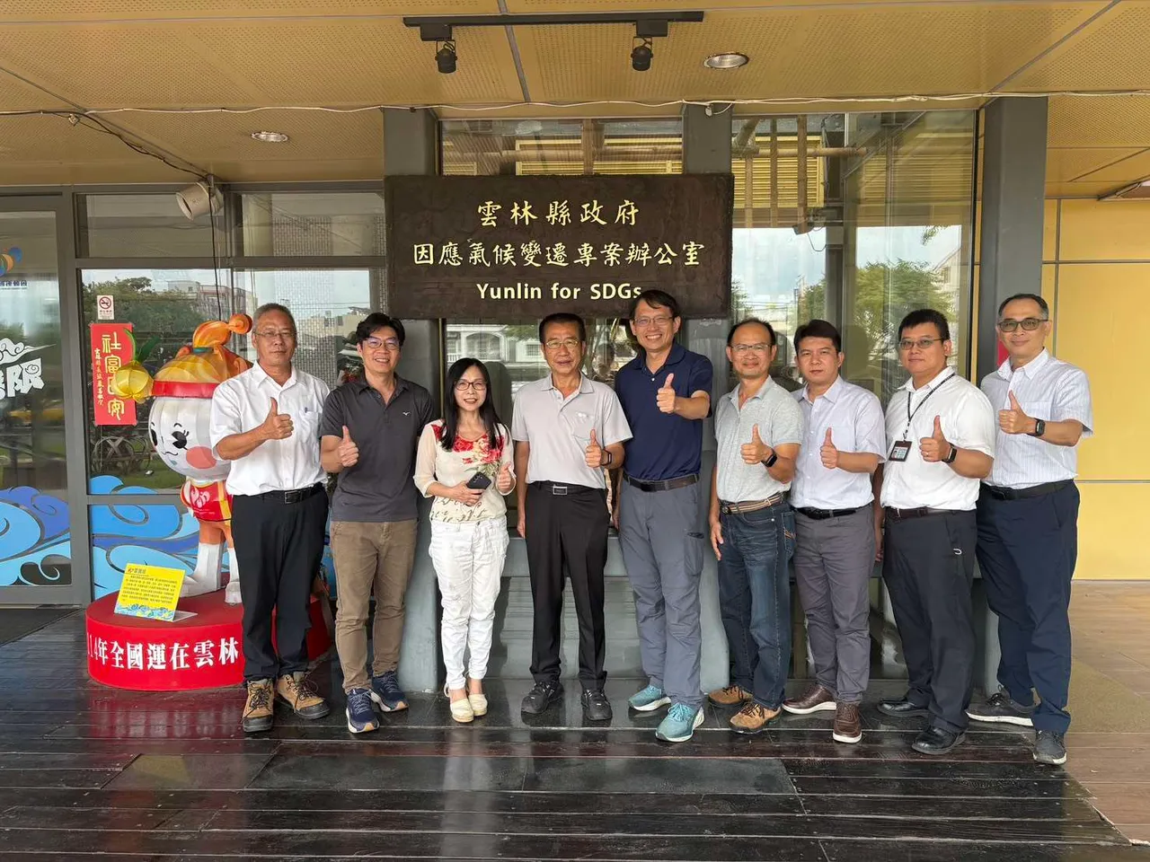 云林县大埤乡的酸菜废弃物转化成液态肥料,形成农渔共生循环经济。云县府提供