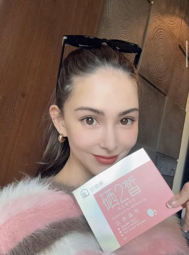 昆凌活動前三天就分享身邊有「小粉紅幫手」。翻攝IG