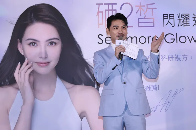 主持人阿KEN和昆凌認識多年。彭欣偉攝