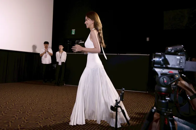 昆凌看上去比過往更纖瘦。彭欣偉攝