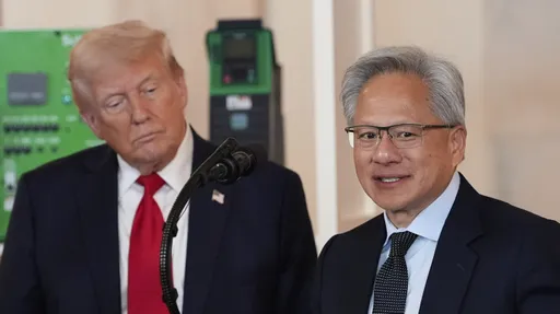 英媒:川普訪問英國接受英王國宴招待 點名黃仁勳陪同出席