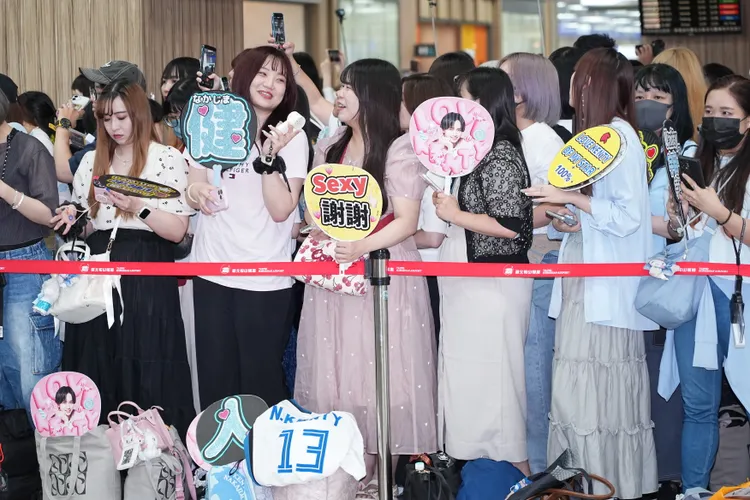 現場有500名粉絲，還有人做了「Sexy 謝謝」的扇子。彭欣偉攝