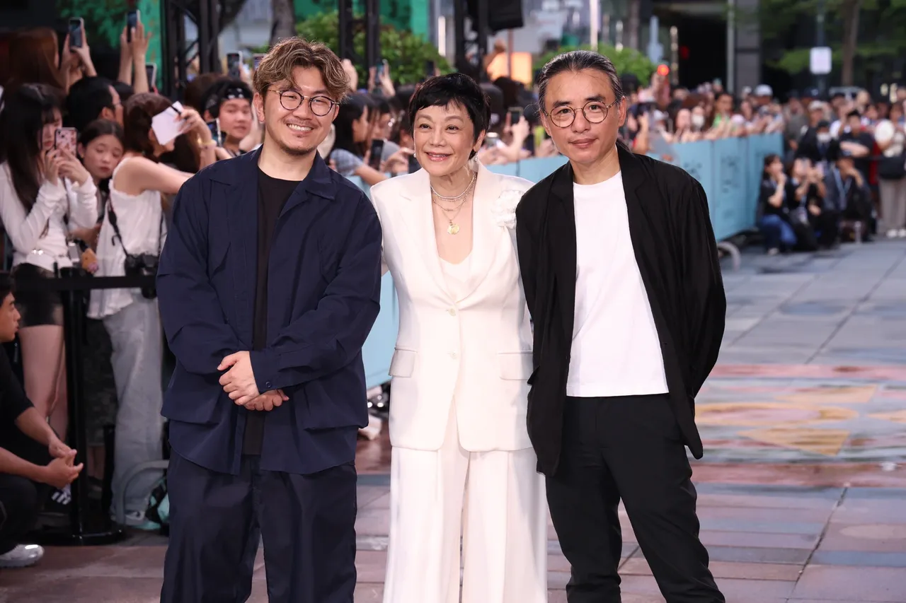 《他年她日》导演龚兆平(左起)、监制张艾嘉和视觉特效创作总监林洪峰。庄宗达摄