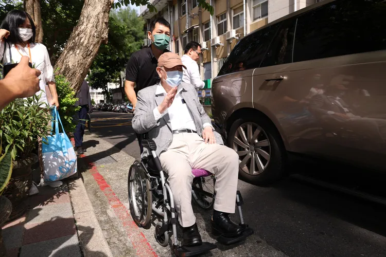 沈慶京今早也現身出庭。彭欣偉攝