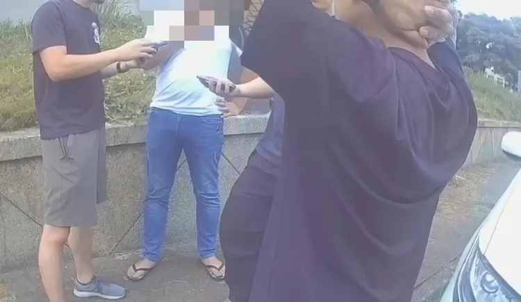 車手與詐欺通緝犯一同落網。警方提供