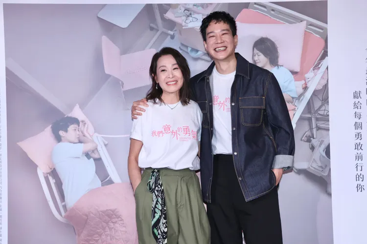 劉若英（左）和薛仕凌在片中飾演一對戀人。莊宗達攝