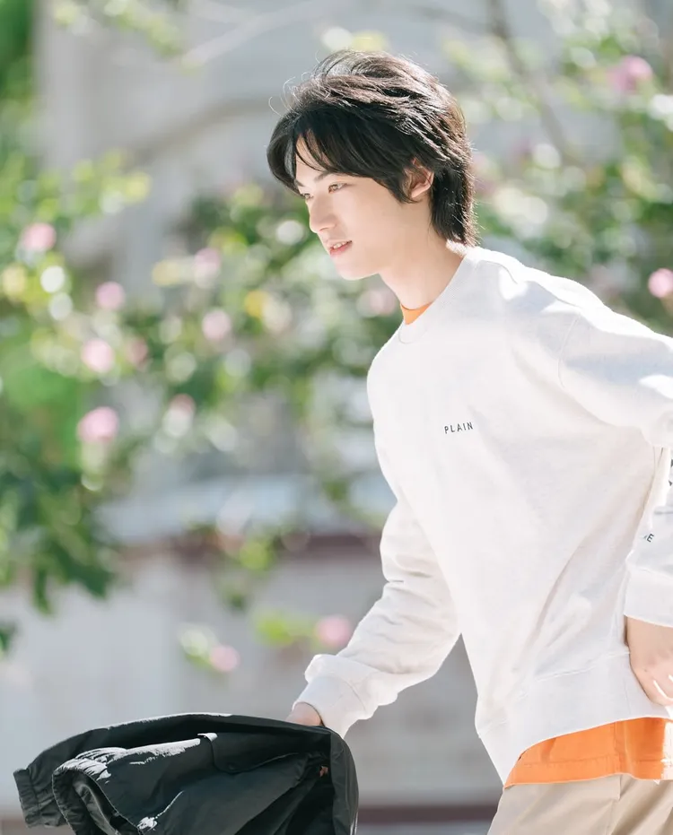 民進黨前立委鄭運鵬兒子「德德」帥氣逼人。翻攝《derder0904》的IG