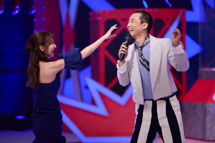 曾莞婷（左）與浩子（右）嗆聲爆肢體衝突。公視台語台提供