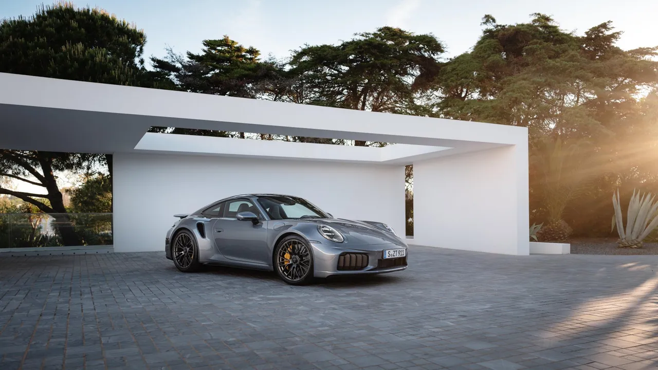 保时捷全新911 Turbo S推出后市场反应相当热烈,进一步强化品牌核心价值。业者提供