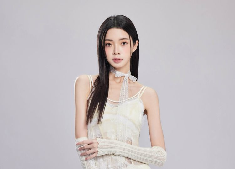 最仙氣吉他手是她　設計系高材生還考過英國皇家檢定