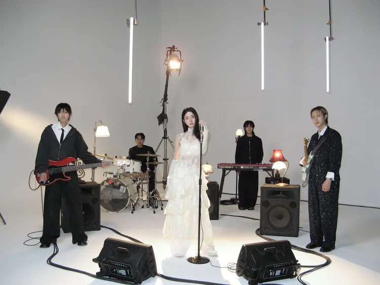 裴安不僅是女歌手陳華的師妹，更是實踐大學設計系的高材生。鮪魚肚影音提供