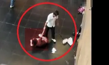 北车恶狼强拉酒醉女画面曝!窃盗判6月遭通缉 藏匿街友圈栽「色」字刀上