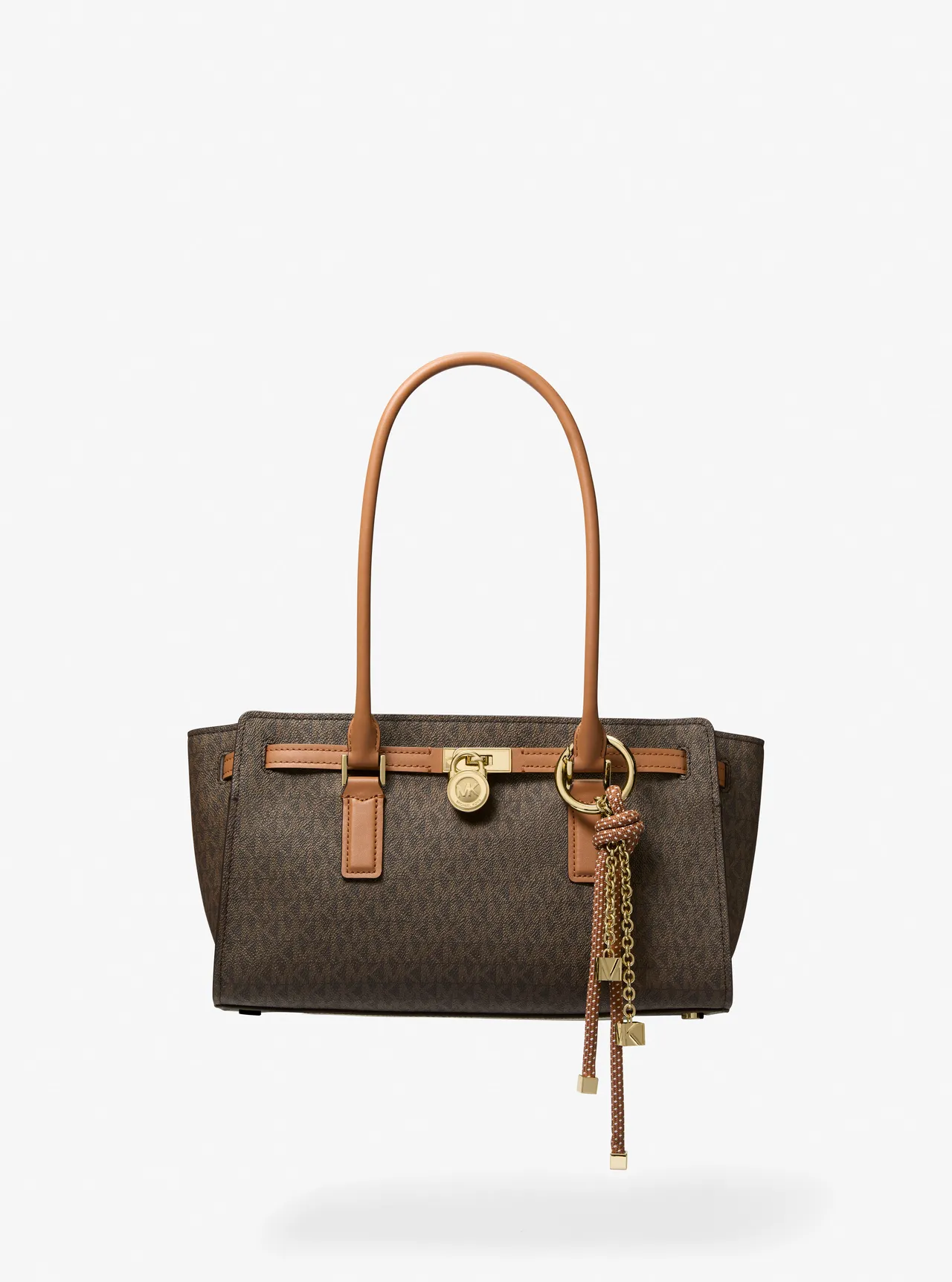 Michael Kors Hamilton咖啡色经典LOGO印花小型肩背包,1万5000元。品牌提供