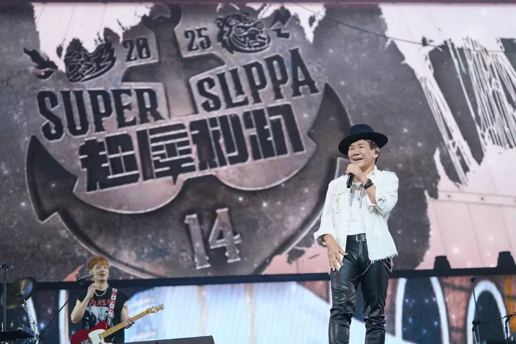 趙傳經典歌曲連發，帶領全體大合唱。相信音樂提供