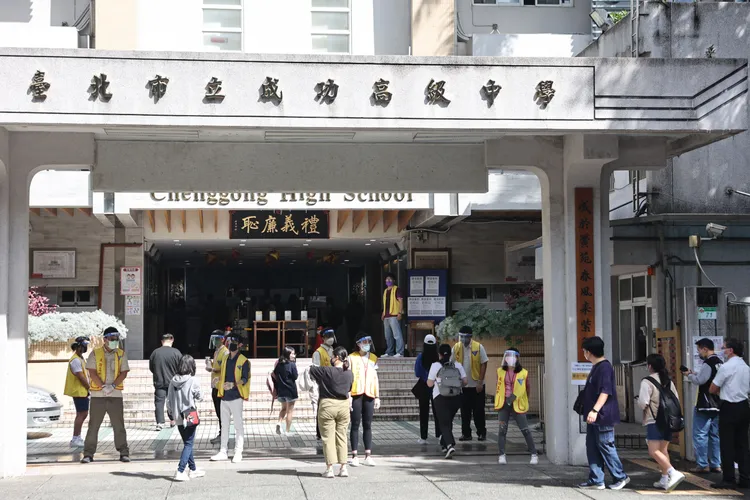 成功高中发生突发性全校停电,10月28日改线上授课。资料照片