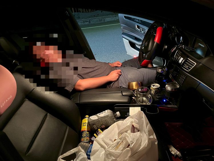 男子座車內2方式輕生　竹警及時發現搶救阻憾事