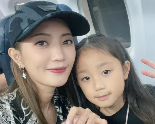 黄美珍带女儿返乡看比赛 泪赞孩子们「让我看到自己的起点」