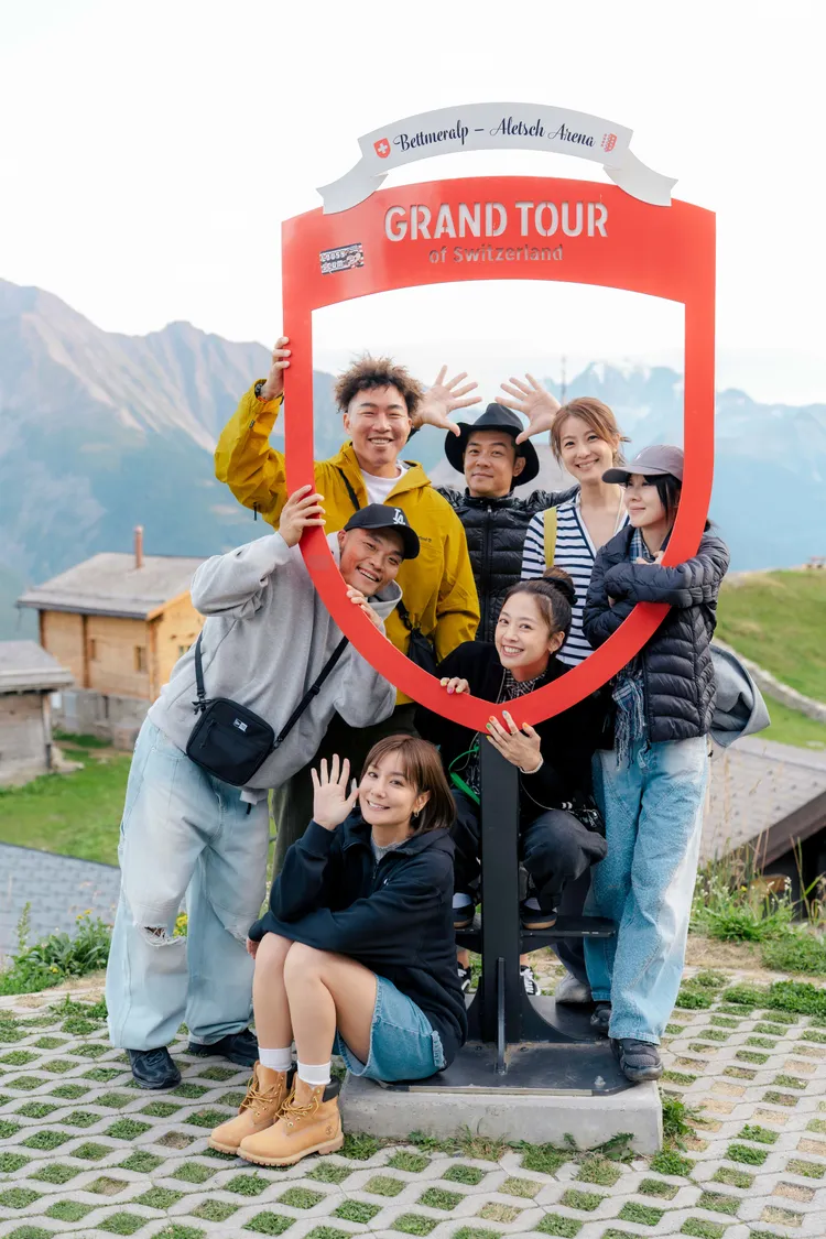 李玖哲（左起）、郭泓志、姚元浩、吳映潔、莎莎、白安等出外景。好看娛樂提供