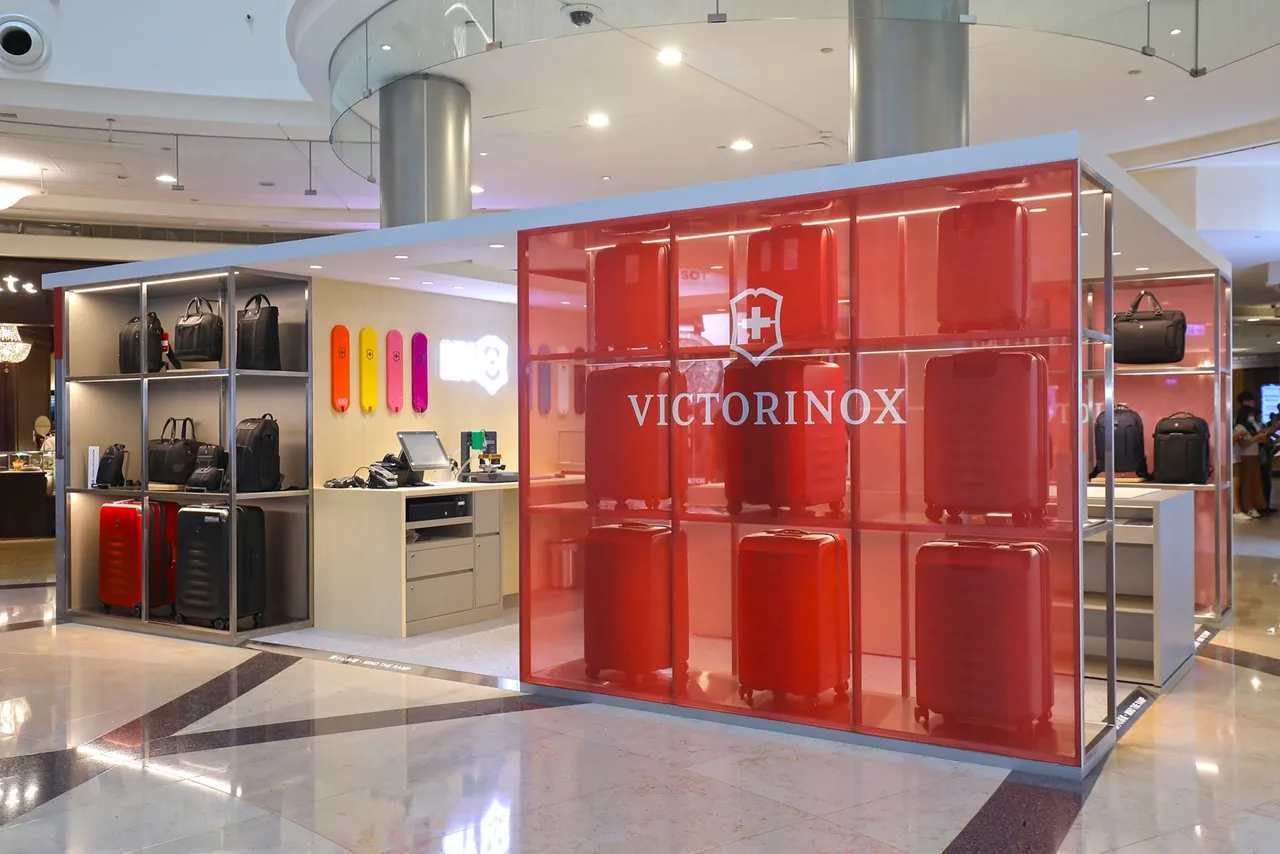 Victorinox在台北101购物中心打造全台首间全新快闪概念店。品牌提供