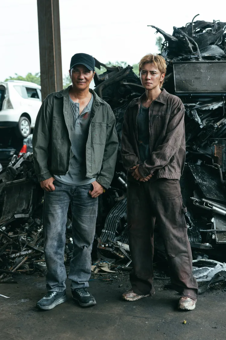 羅志祥（右）與馬志翔現實其實是遠房表兄弟。華納音樂提供