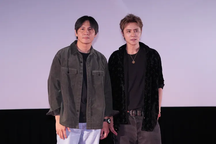 罗志祥（右）与MV导演邬鹤宏今出席影城特映会。彭欣伟摄