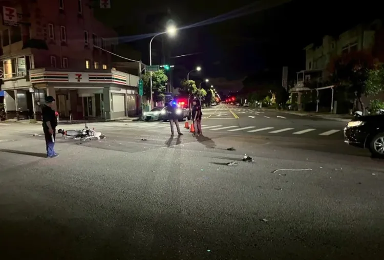 林男因長相酷似「豆豆先生」，曾接受媒體訪問，在車行圈子小有名氣。翻攝照片