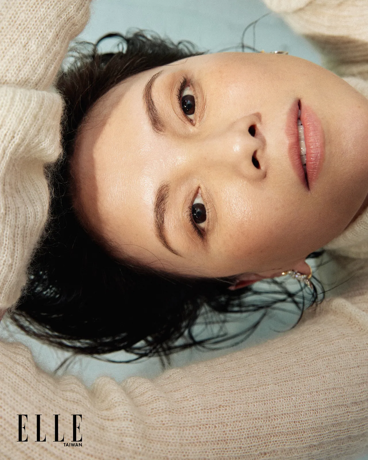 李心洁拍摄《ELLE》封面。《ELLE》国际中文版提供