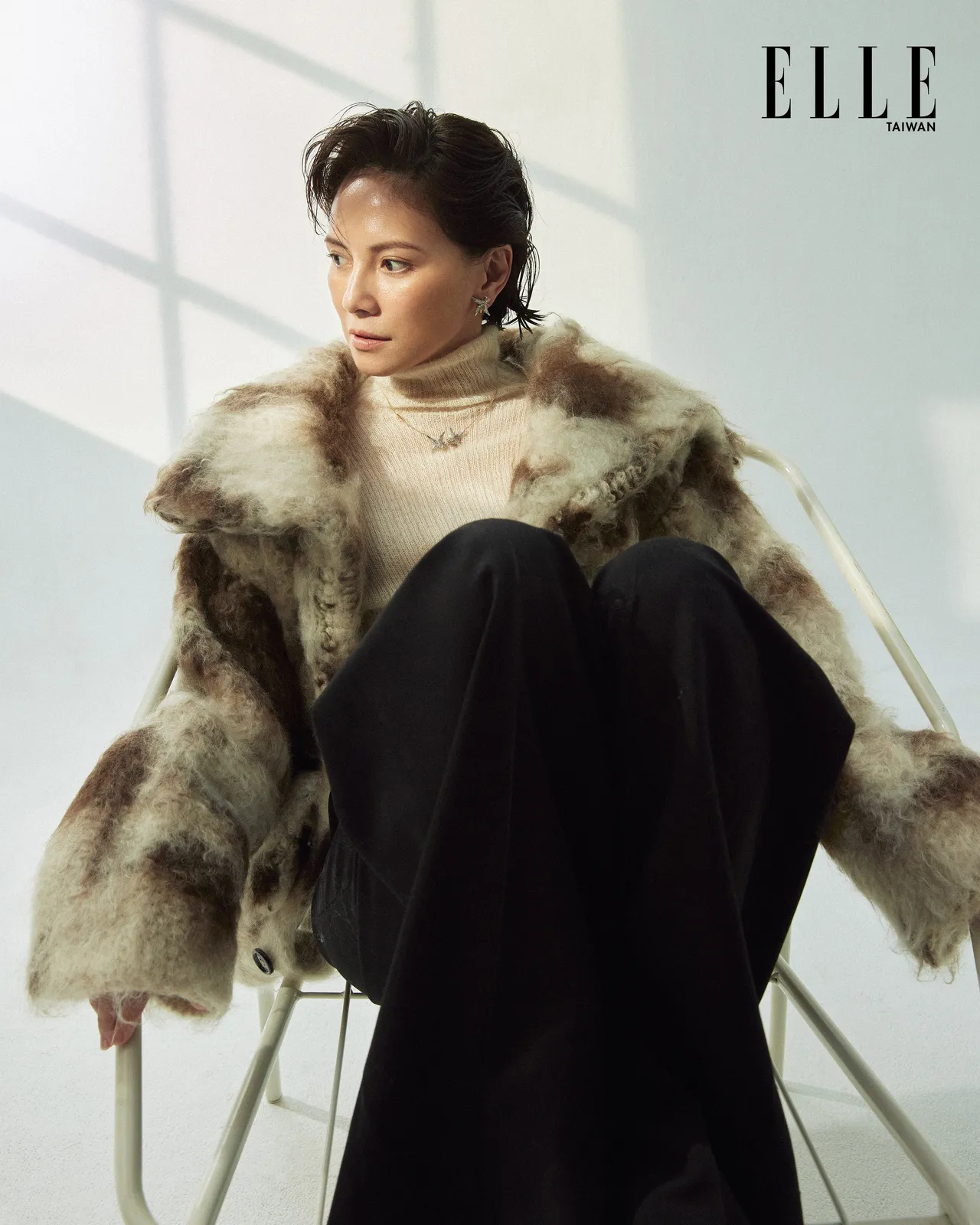 李心洁拍摄《ELLE》封面。《ELLE》国际中文版提供