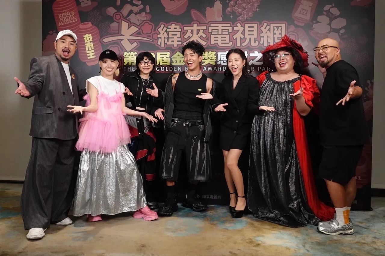 阿达(左起)、Lulu、杰尼、盖瑞、金针菇、Alizabeth娘娘以及美丽本人出席庆功宴。特勤中心摄