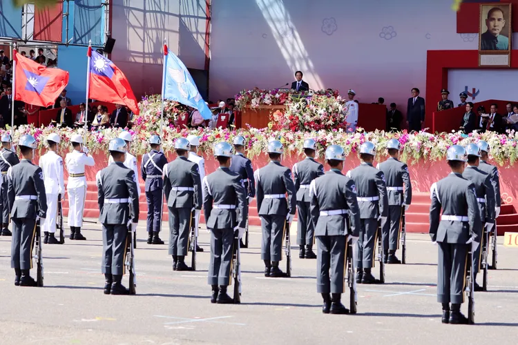總統賴清德與前總統蔡英文、陳水扁、前副總統陳建仁、國民黨主席朱立倫、民眾黨主席黃國昌同框。李俊毅攝