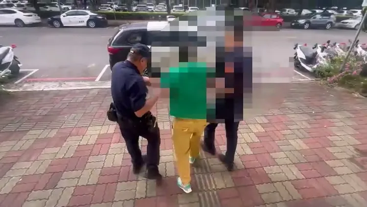 湯姓女駕駛被依公共危險罪送辦。民眾提供